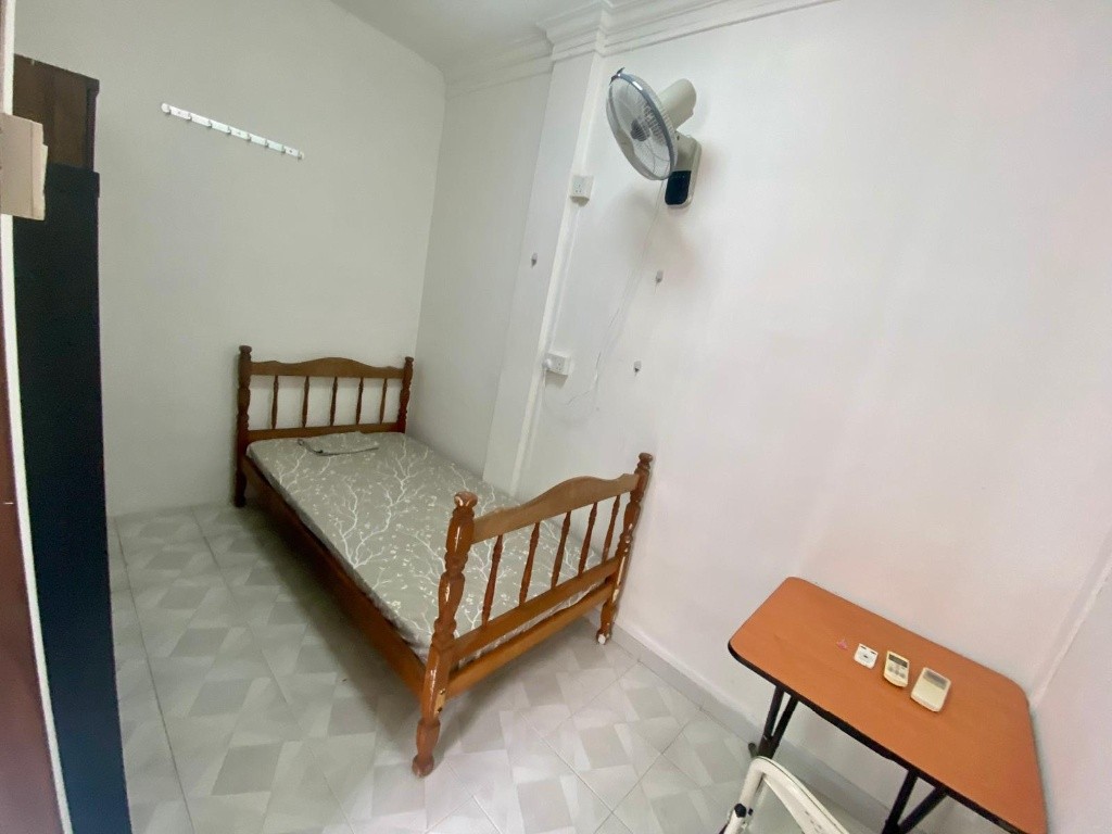 Room for rent / TOA PAYOH / Common room / 1pax stay / Available Immediately - Toa Payoh - Bedroom - Homates Singapore
