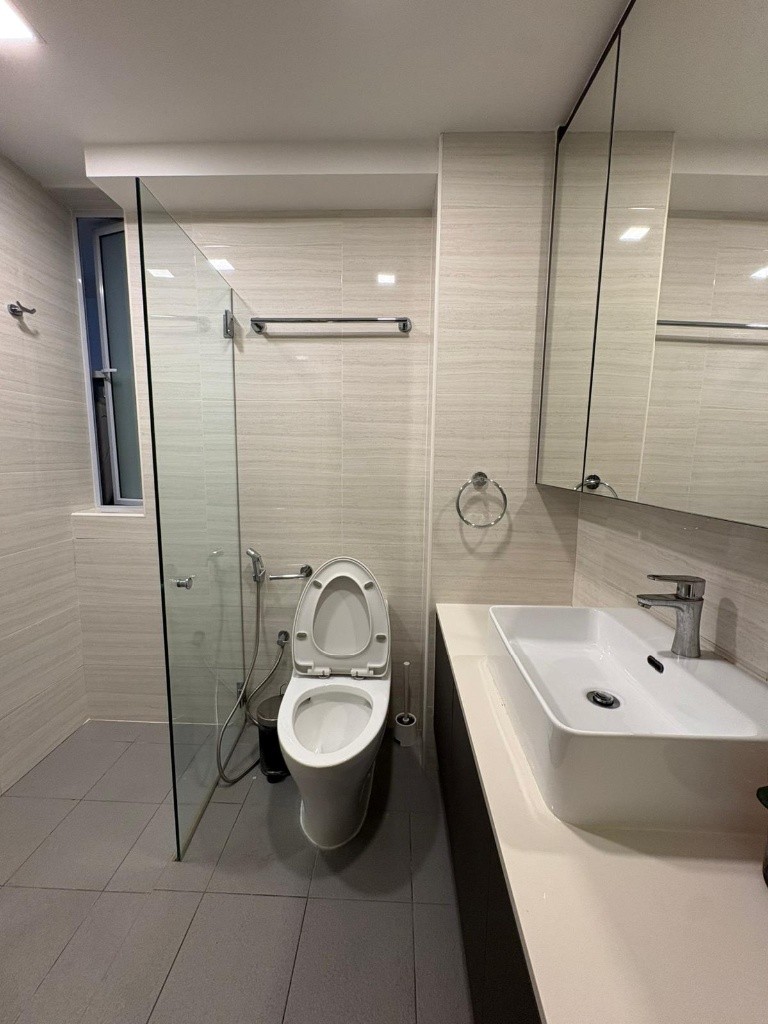 Room for rent / NOVENA / Master room / 2,3 pax stay / Available Immediately - Novena 諾維娜 - 分租房間 - Homates 新加坡