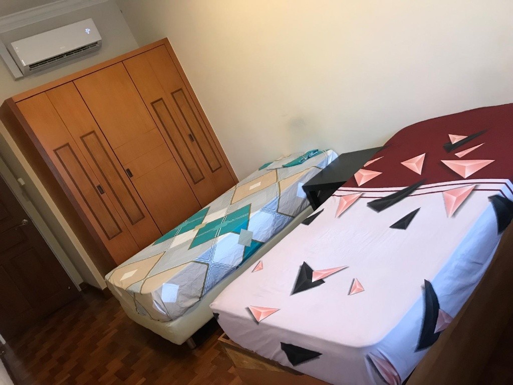 Room for rent / Kembangan MRT / Classic room / 1pax stay / Available 26 October - Eunos - Flat - Homates Singapore