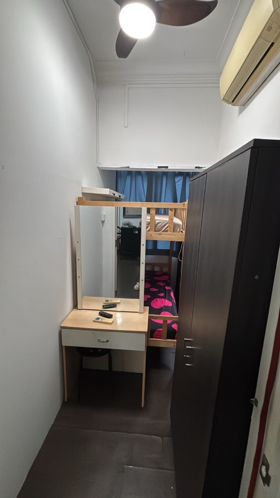 Room for rent / Kembangan MRT / Classic  room / 1-2 pax stay / Available Immediately - Marine Parade - Flat - Homates Singapore