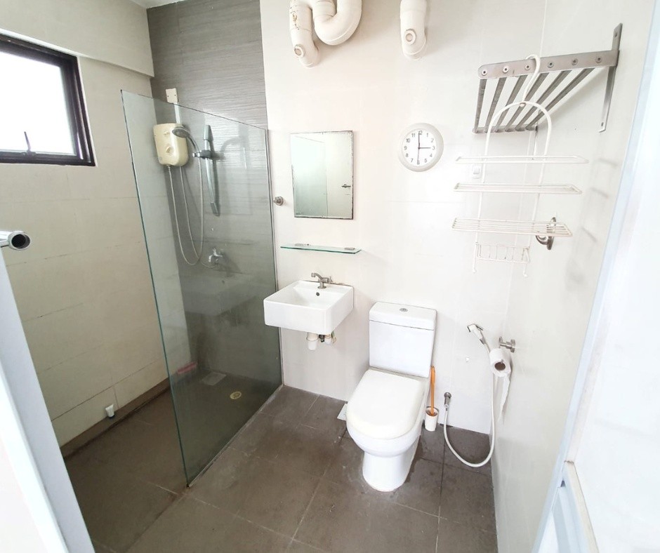 Room for rent / Braddell / Common room / 1pax stay / Available 9 Nov - Braddell - Bedroom - Homates Singapore