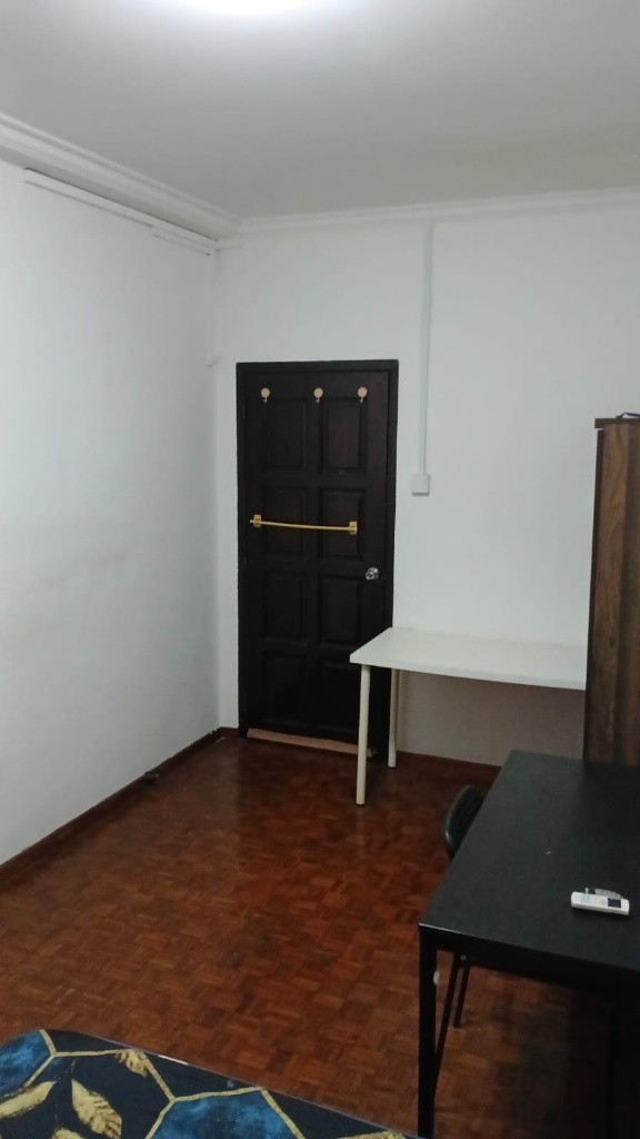 Room for rent / Toa Payoh / Common room / 1pax stay / Available 30 Oct - Toa Payoh - Bedroom - Homates Singapore