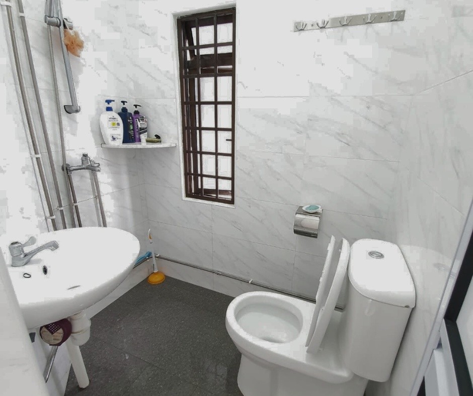 Room for rent / BUGIS MRT / Classic BEDROOM / 1pax stay / Available NOV 10 - Lavender - Bedroom - Homates Singapore