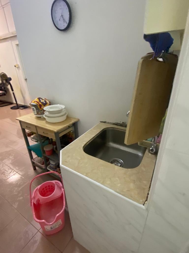  Room for rent / BUGIS MRT / Classic BEDROOM / 1pax stay / Available NOV 10 - Lavender - Bedroom - Homates Singapore