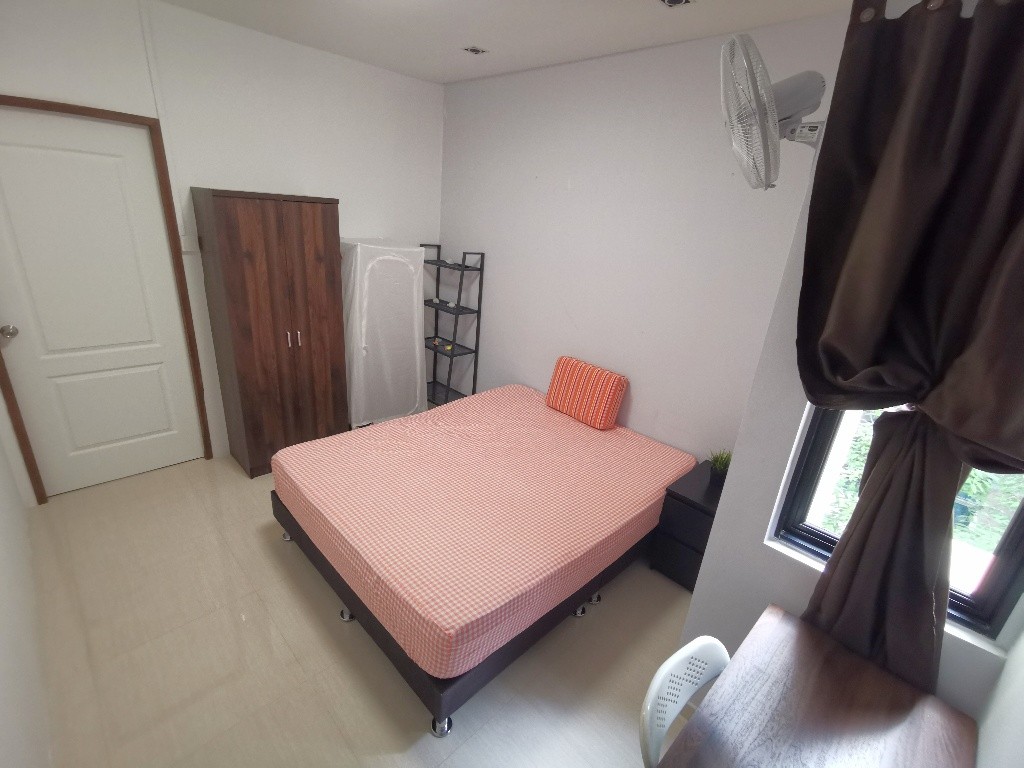 Room for rent / Kembangan MRT / Classic room / 1pax stay / Available Immediately  - Marine Parade 馬林百列 - 分租房間 - Homates 新加坡