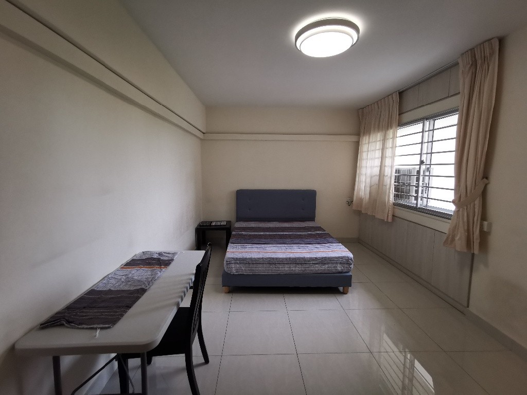 Room for rent / Jurong East / Common room / 1-2 pax stay / Available NOV 12 - Clementi 金文泰 - 整个住家 - Homates 新加坡