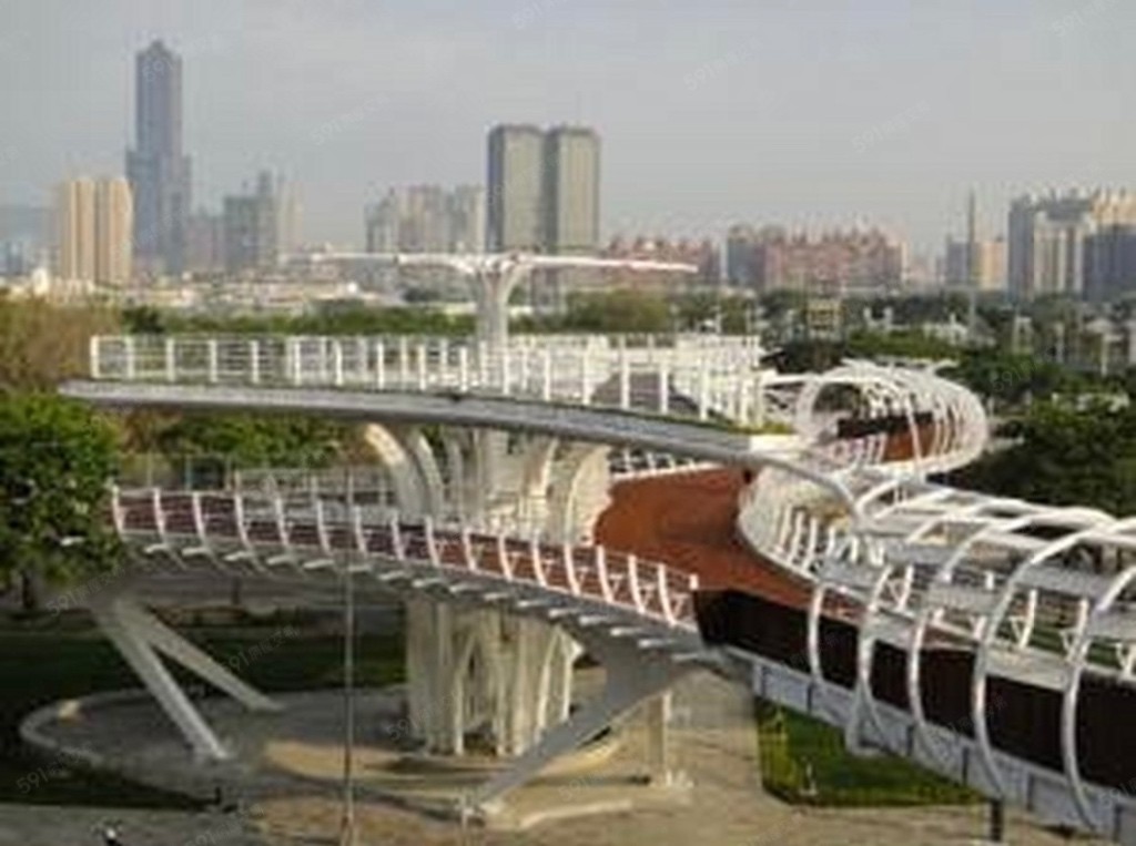 凱旋四路 夢時代 自行車橋 電梯透天 免爬樓梯 前鎮加工區 - 前鎮區 - 獨立套房 - Homates 台灣