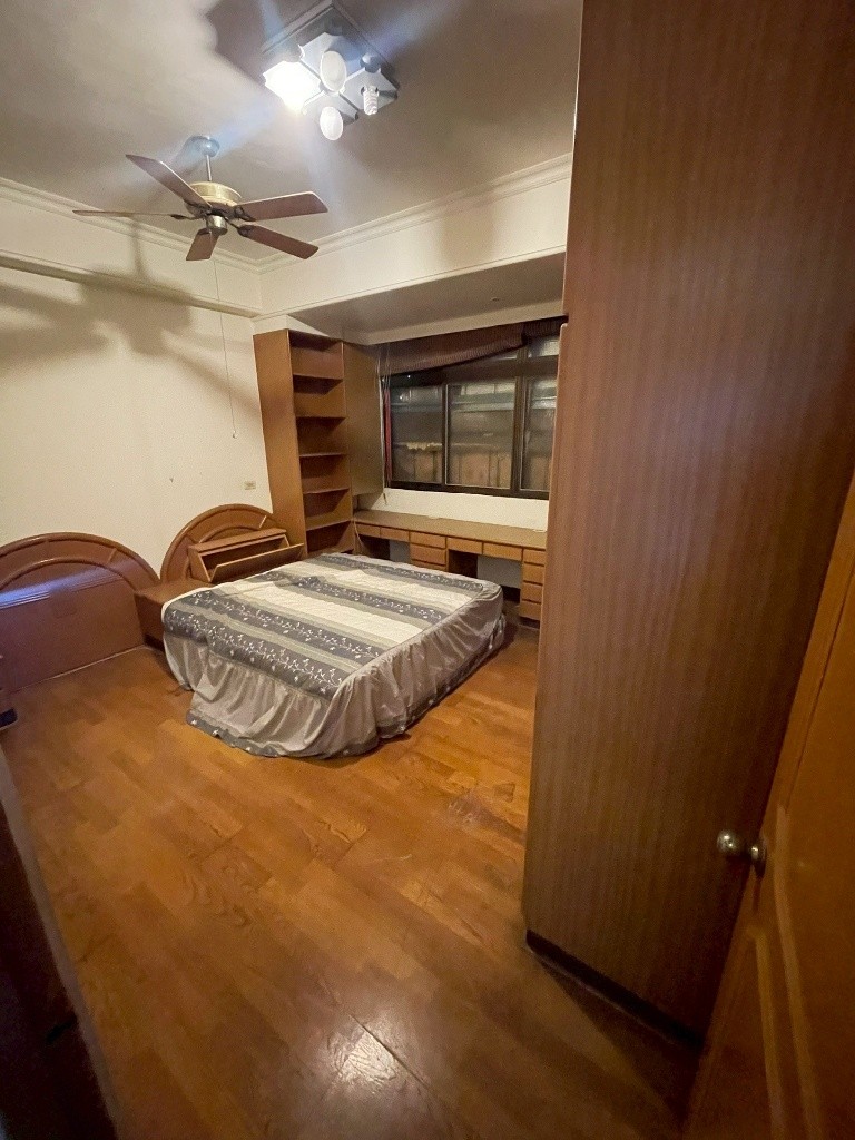 中陽路🎀優質地段🎀寬敞大透天🎀超美裝潢✅可租補 - Fengyuan - Flat - Homates Taiwan