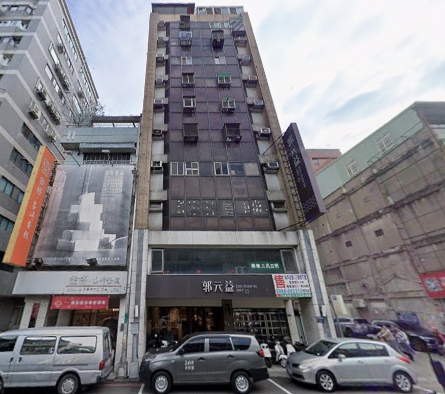 第二市場旁高樓層景觀套房(免仲介費) - 中区 - 独立套房 - Homates 台湾