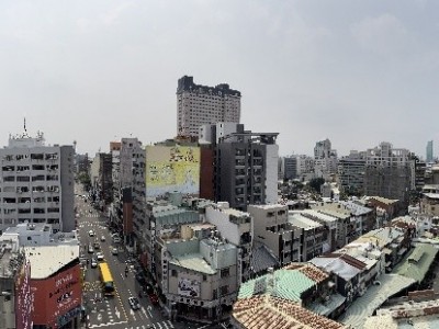 第二市場旁高樓層景觀套房(免仲介費) - 三民路二段68號