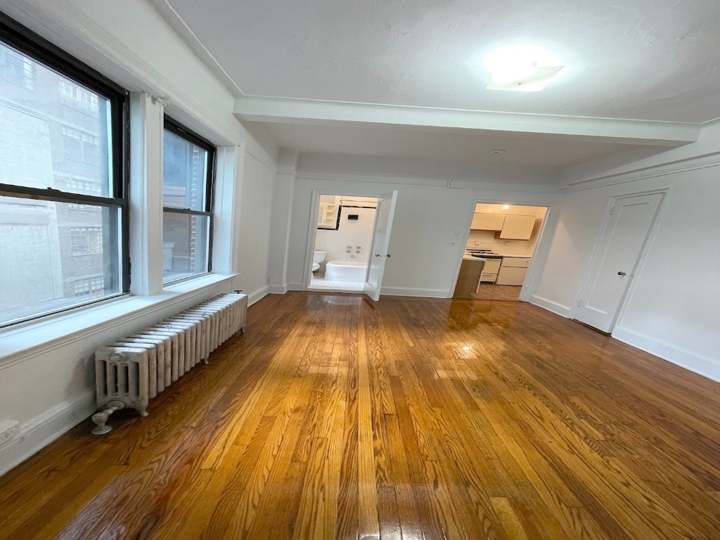 纽约曼哈顿中城中央车站附近出租 $2,750/月除了网络其他全包 -  - 整套出租 - Homates 美國