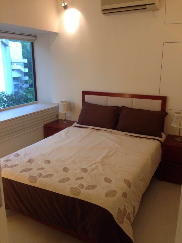 Spacious, double room available in Mid Levels/Sai Yung Pun - 西半山 - 房間 (合租／分租) - Homates 香港