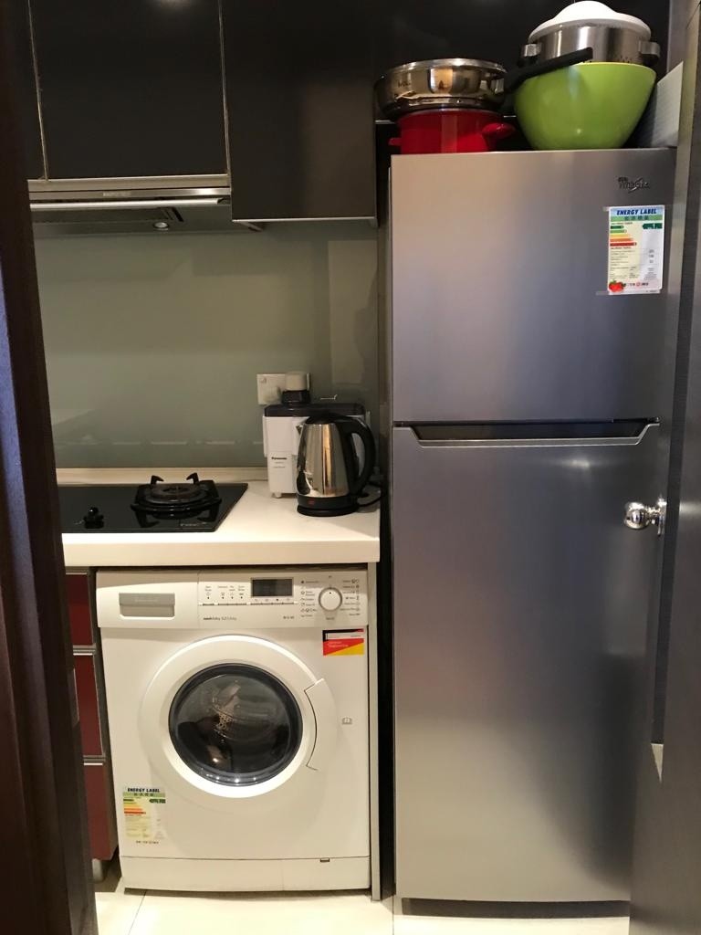 Single/Double Room in a Large 2BR Flat (Waterfront view) - 太古/西灣河 - 房間 (合租／分租) - Homates 香港