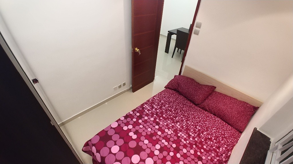  Double Room in huge, newly renovated Mongkok Flatshare with rooftop terrace 5 mins from MK MTR! - 旺角/油麻地 - 房間 (合租／分租) - Homates 香港