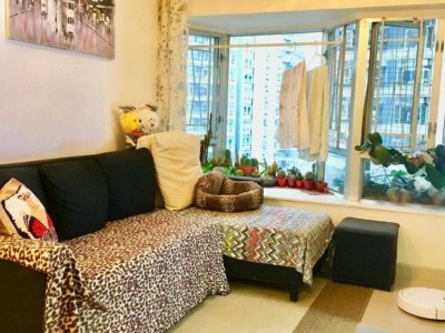 Single room available in a 3 Bedroom flat in Tsuen Wan West (PLEASE READ DESCRIPTION BELOW ) - Riviera Gardens ,Tsuen wan west