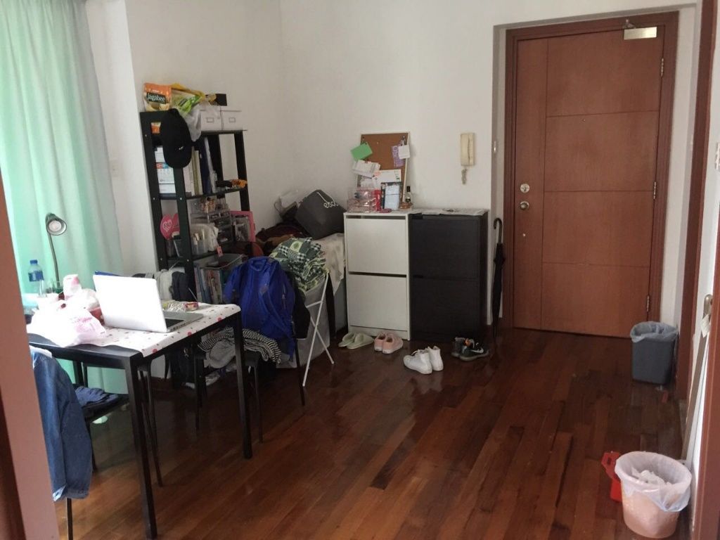 $6500 Paradise Square, single room, big balcony (No.3 Kwong Wa Street, Mongkok) girls only限女生。近旺角东地铁站，百利达广场两室一厅有阳台-大房。（有家具）可拎包即刻起租 - 旺角/油麻地 - 房間 (合租／分租) - Homates 香港