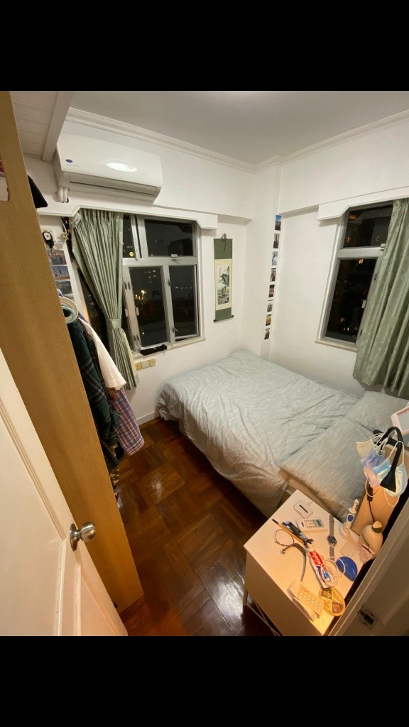 Room for rent in flat of 3. 5 minutes walk from Soho and Sheung Wan MTR. - 上環/中環 - 房間 (合租／分租) - Homates 香港