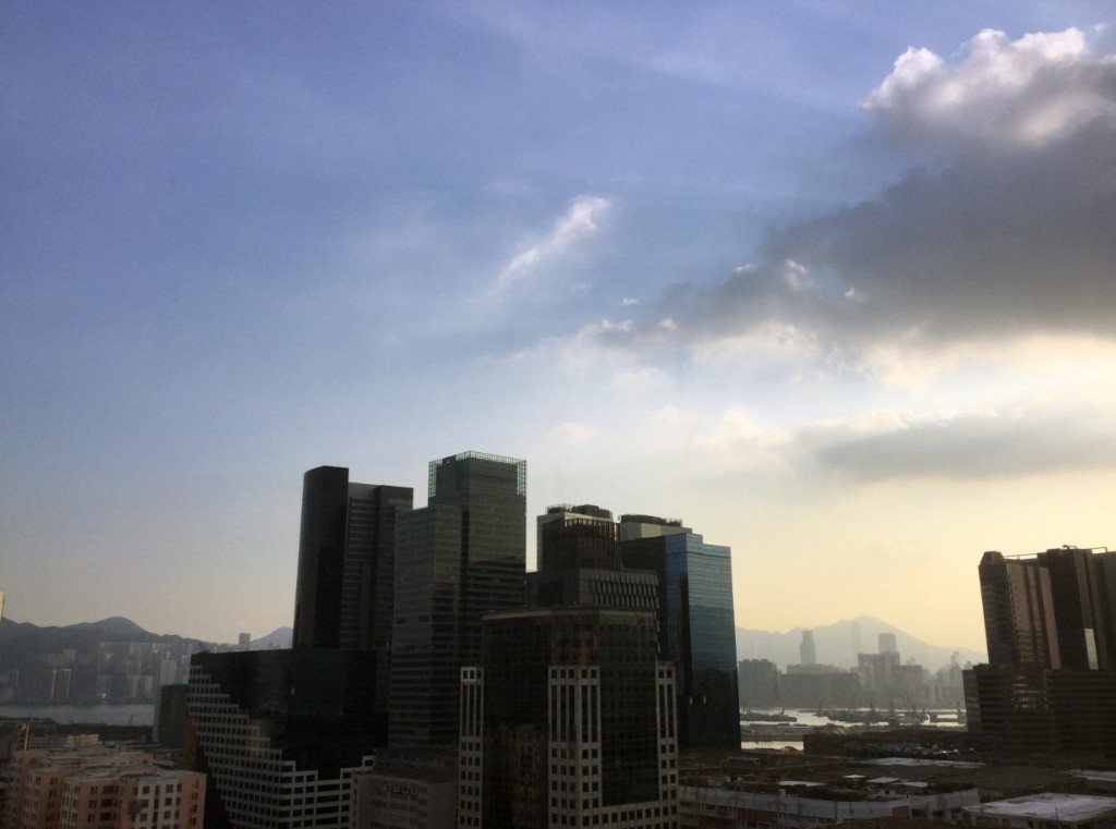 超高層，罕有藍天白雲遠景！ ‪九龍灣2‬分鐘步行到地鐵，德福花園！24小時保安 - 九龍灣 - 住宅 (整間出租) - Homates 香港