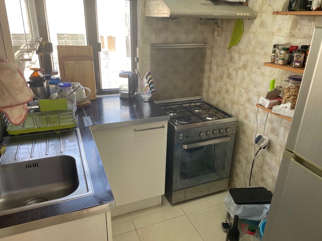 Double room flat share on Lamma Island - available immediately. Close to pier. - 南丫島 - 房間 (合租／分租) - Homates 香港