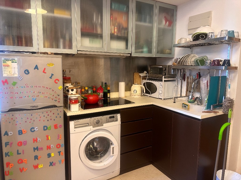 Cozy single room at Wan Chai station(all fees inclusive) - 灣仔 - 房間 (合租／分租) - Homates 香港