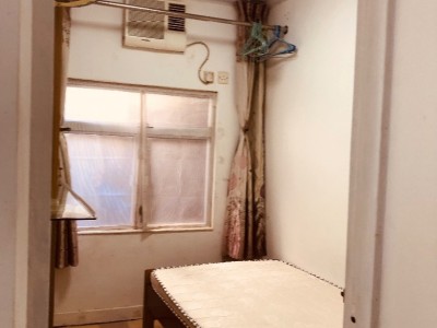 香港 -  - 屯門井头村平房