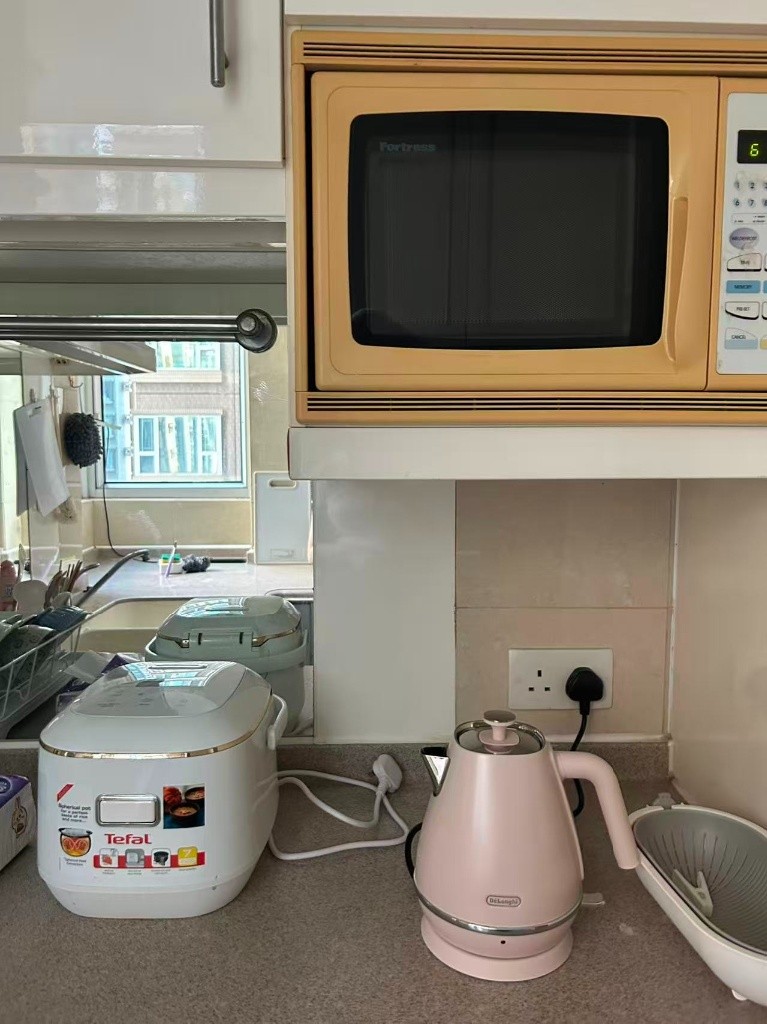 荔枝角站四小龍泓景臺招租主臥室友（僅限女生） - Lai Chi Kok - Bedroom - Homates Hong Kong