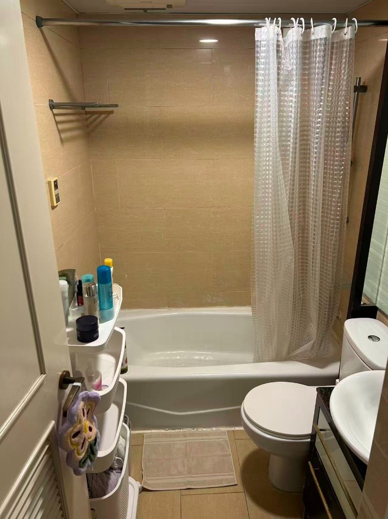 荔枝角站四小龍泓景臺招租主臥室友（僅限女生） - Lai Chi Kok - Bedroom - Homates Hong Kong