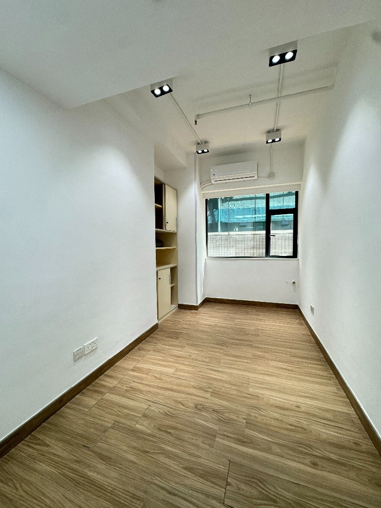 观塘港铁沿线好房，交通便利 - 觀塘/秀茂坪 - 工廠大廈 - Homates 香港