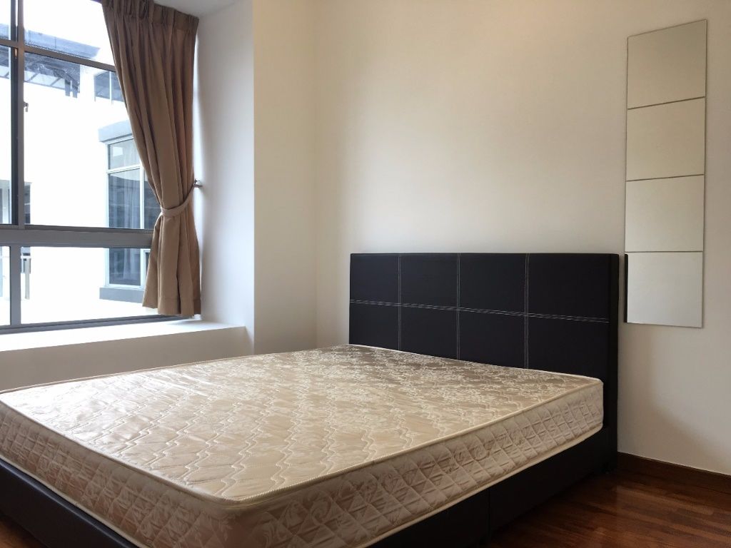 Penthouse with private rooftop! ★★★Common bedroom available Geylang area★★★ - 荃灣 - 住宅 (整間出租) - Homates 香港