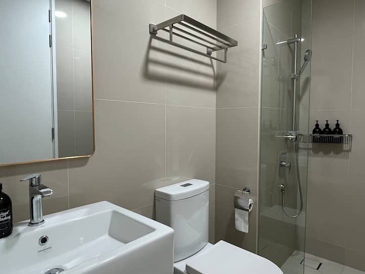 Master Room @ Southlink Lifestyle Apartment -  - Bedroom - Homates Malaysia