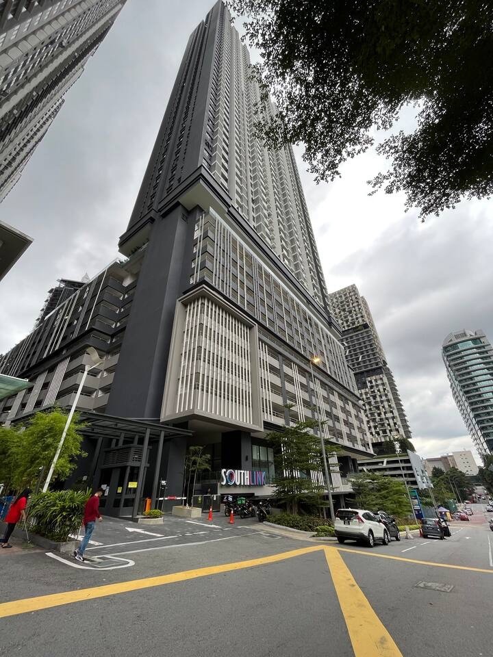 Master Room @ Southlink Lifestyle Apartment -  - Bedroom - Homates Malaysia