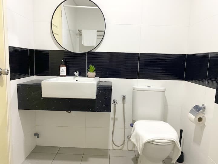 Mansion One, Penang  -  - Bedroom - Homates Malaysia