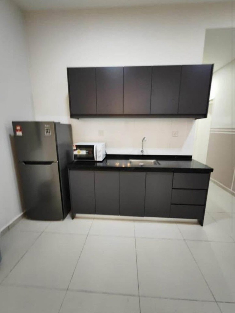 The Andes Middle Room for rent -  - Bedroom - Homates Malaysia