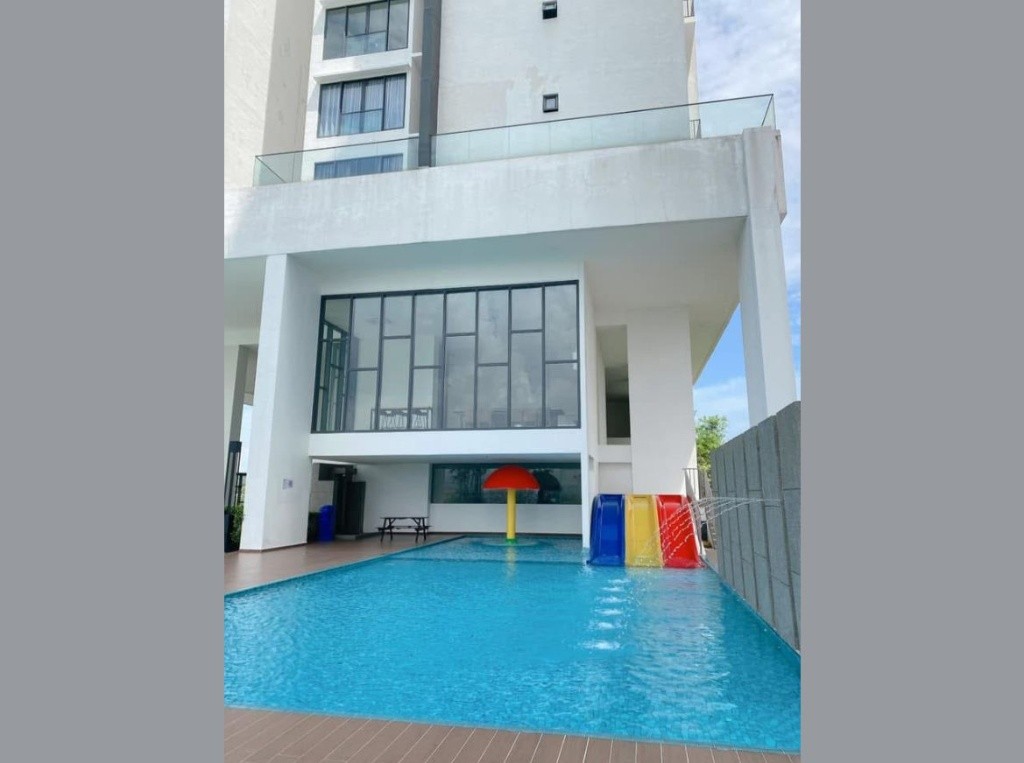 The Andes Middle Room for rent -  - Bedroom - Homates Malaysia