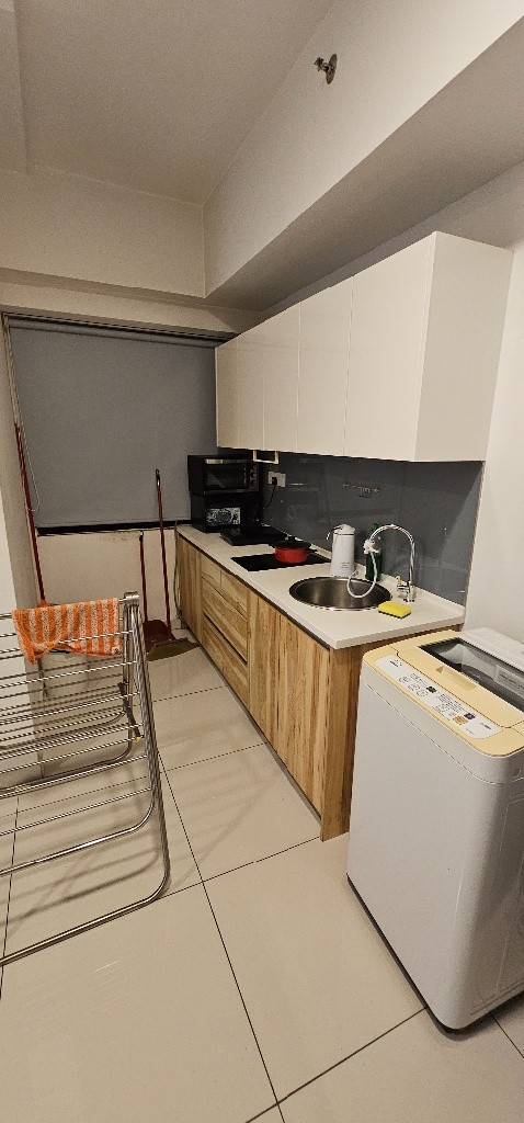 Roommate Wanted – Huge Studio Apartment Share at Avenue D'Vogue (Petaling Jaya) -  - Flat - Homates Malaysia