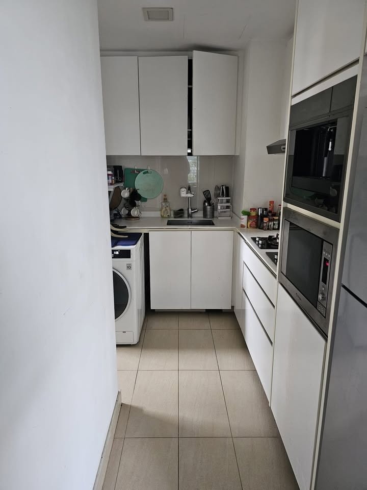 Common room with private bathroom available in Eco condo - Bedok 勿洛 - 分租房間 - Homates 新加坡