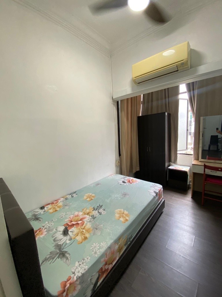 EAST GROVE Common Room/no Owner Staying/No Agent Fee/Cooking allowed/Kembangan MRT / Bedok MRT/ Eunos  MRT/ Available Immediate - Kembangan 景万岸 - 分租房间 - Homates 新加坡