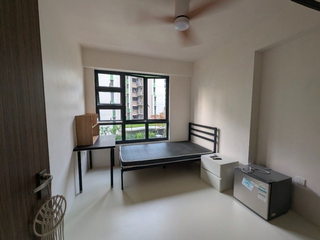 Room for rent in Tampines Boulevard (No Agent Fee, No Landlord) - Tampines 淡滨尼 - 分租房间 - Homates 新加坡