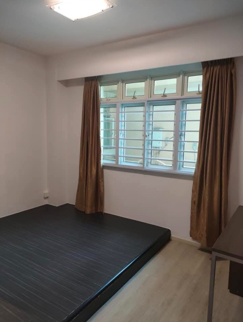 Huge Master Room in Condo in Central Location avail now - Toa Payoh 大巴窑 - 独立套房 - Homates 新加坡