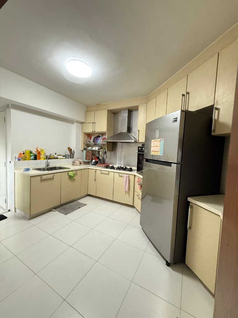 ROOM FOR RENT AT 10E BRADDELL VIEW #15-19 RM1 - Toa Payoh - Flat - Homates Singapore