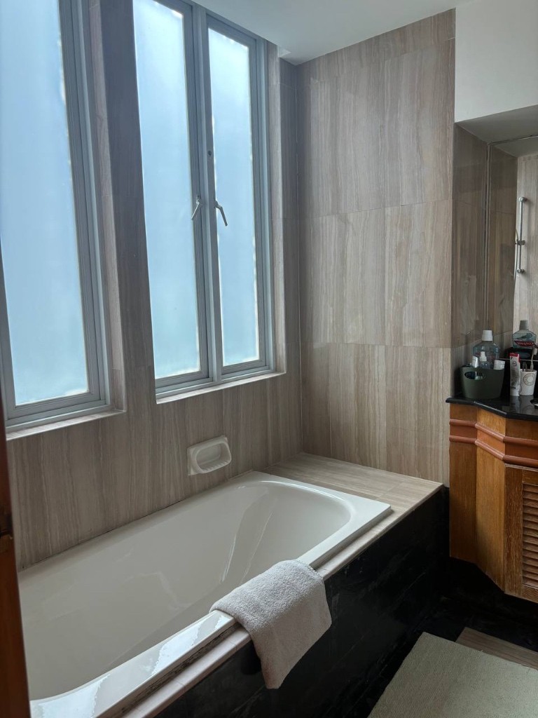 Master Bedroom in Novena (3 min walk from MRT) - Novena - Flat - Homates Singapore