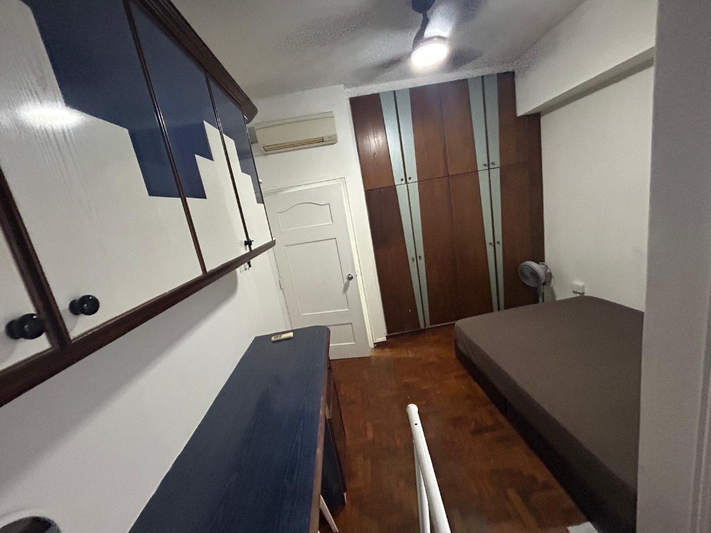 Room for Rent / Paya Lebar – Aljunied – Dakota MRT / Master Room / Available 16 Nov - Bukit Merah 紅山 - 整个住家 - Homates 新加坡