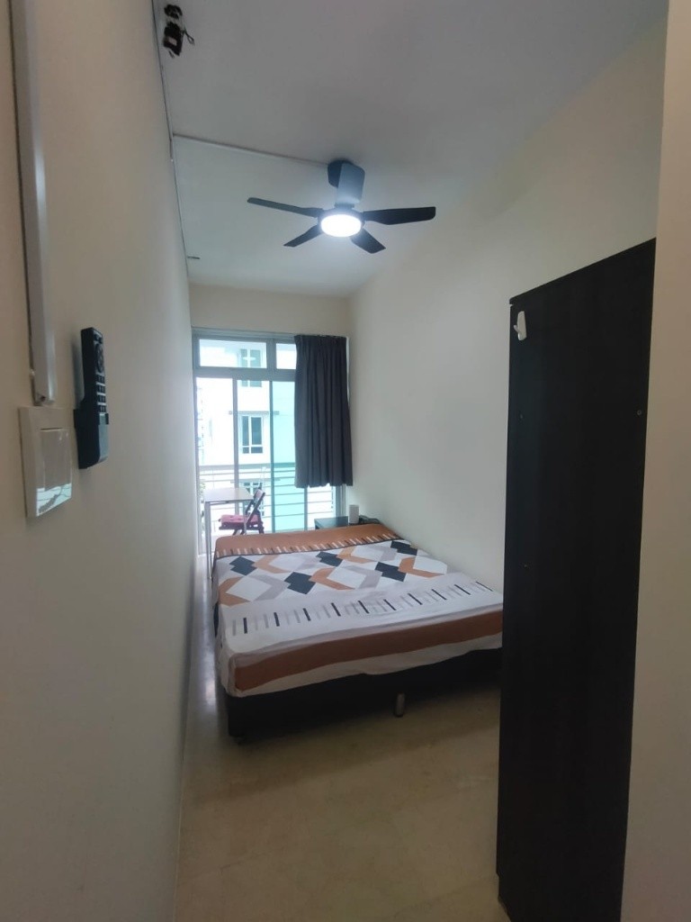 Available Immediate/Common Room/Near Toa Payoh, Novena MRT/No Owner Staying/Fully Furnished with Bed/Wardrobe/WIFI/Air-con - Toa Payoh 大巴窑 - 整个住家 - Homates 新加坡