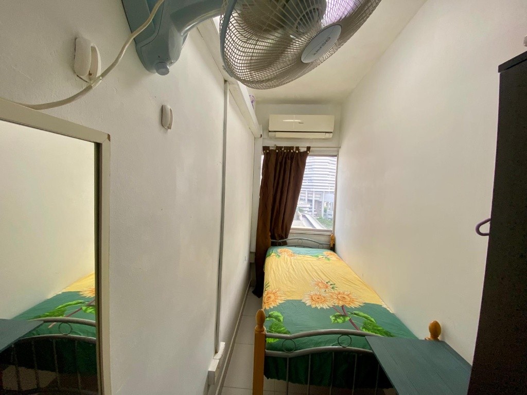 Available﻿ March 21 - Common Room/Include Utilities/Wifi/Aircon/No Agent Fee/Light Cooking Allowed/Washing Machine - Farrer Park 花拉公园 - 整个住家 - Homates 新加坡