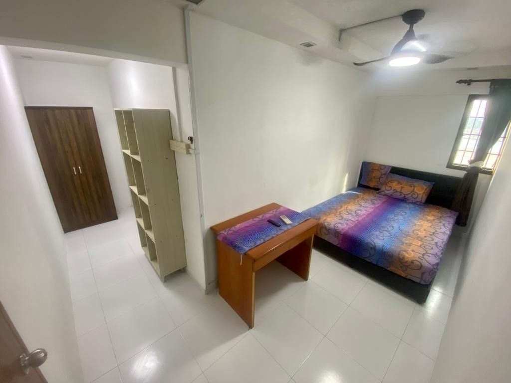 Room for rent / Outram, Tangjong Pagar, Chinatown MRT / Common room / 1-2 pax stay / Available April 2 - Outram - Bedroom - Homates Singapore