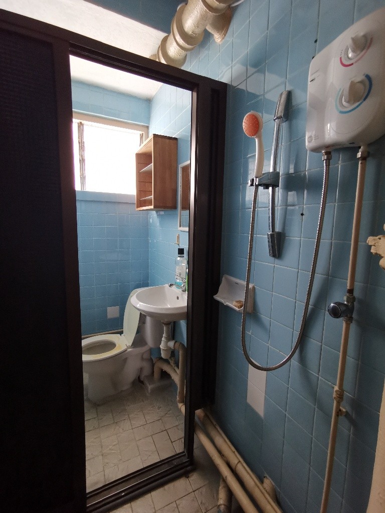 Room for rent / Marymount, Caldecott MRT / Common room / 1pax stay / Available April 14 - Marymount 瑪麗蒙 - 分租房间 - Homates 新加坡