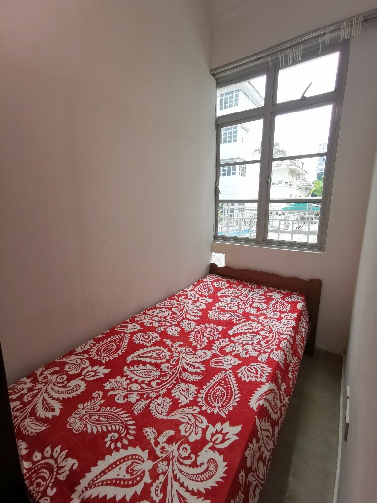 Room for rent / Orchard, Stevens / Common room / 1pax stay / Available immediate - Bukit Timah - Bedroom - Homates Singapore