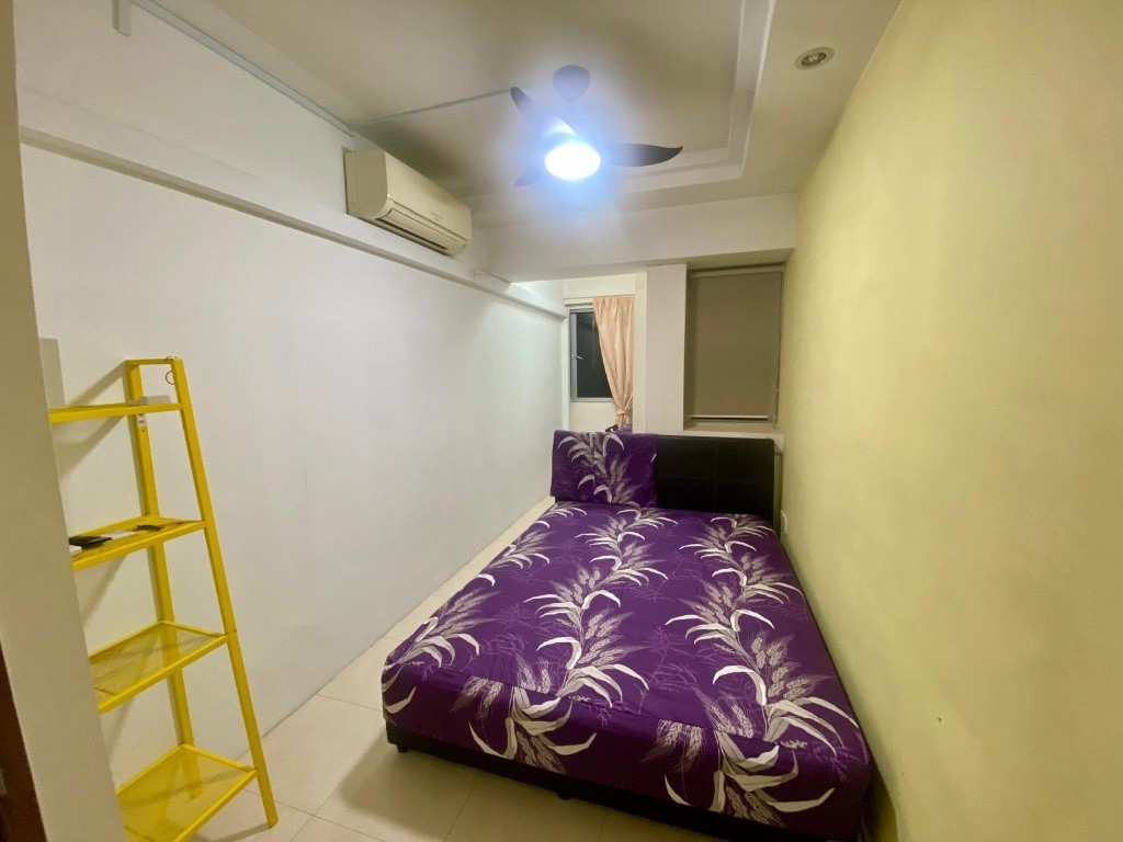 Room for rent/ Near Clementi, Dover MRT/ For 1-2 pax/ Available Immediately - Clementi - Bedroom - Homates Singapore