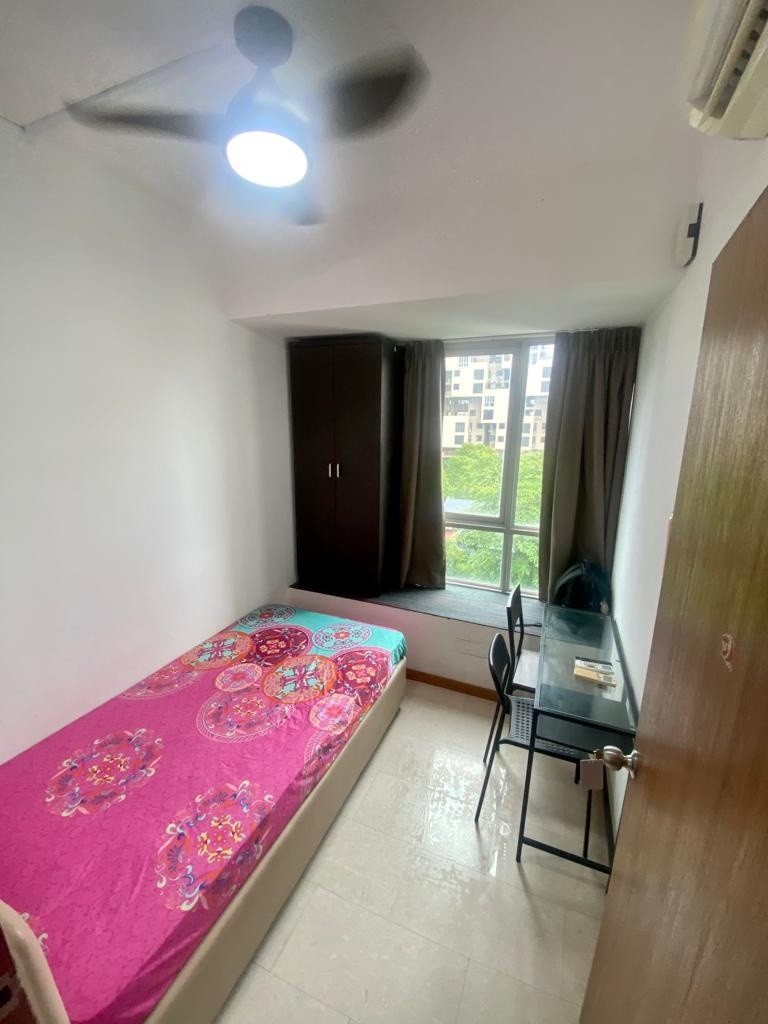 Room for Rent/Toa Payoh, Novena MRT/ For 1-2 pax/ Available 7 May - Toa Payoh - Flat - Homates Singapore