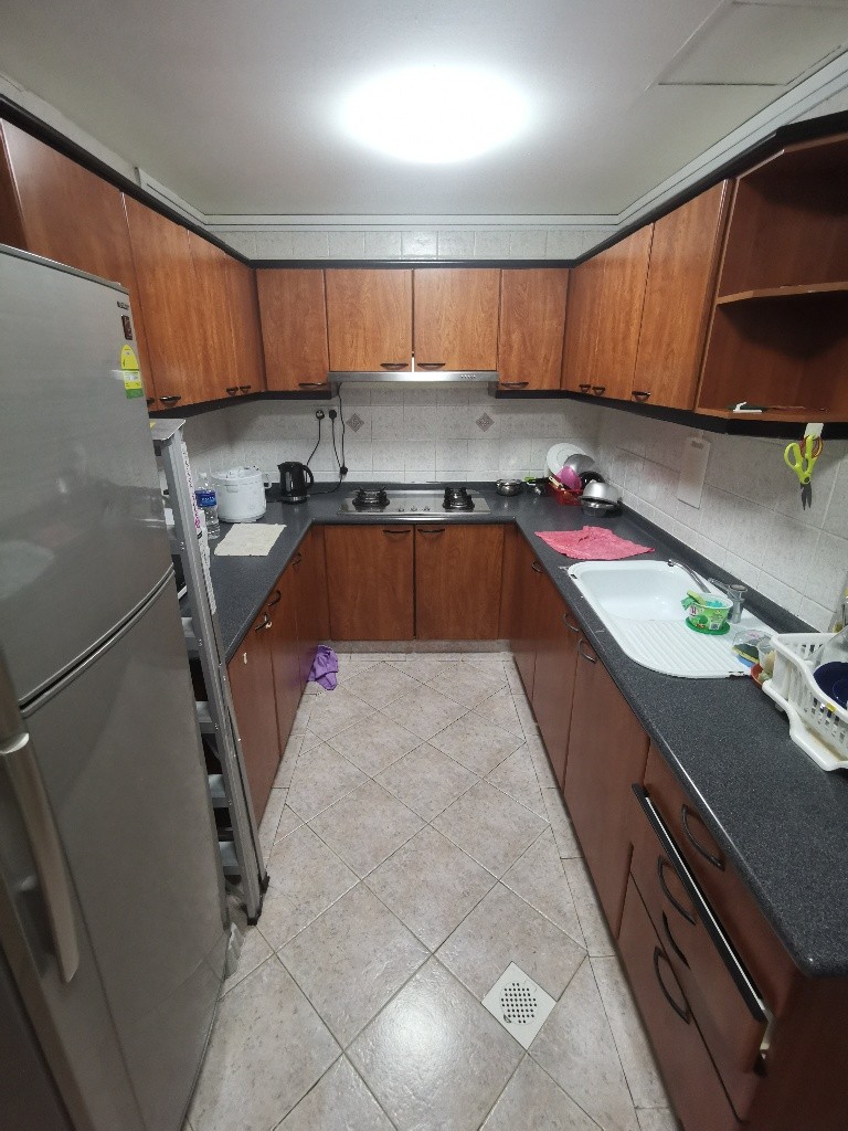 Available Immediately﻿  - Common Room/Include Utilities/Wifi/Aircon/No Agent Fee/Light Cooking Allow ed/Washing Machine - Stevens - Bedroom - Homates Singapore